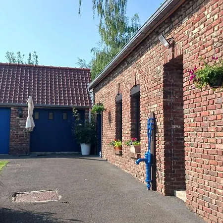 홈스테이 La Vendegeoise - Chaleureux 10p - Jardin- Piscine Ext Chauffee Partagee De Mai A Septembre *